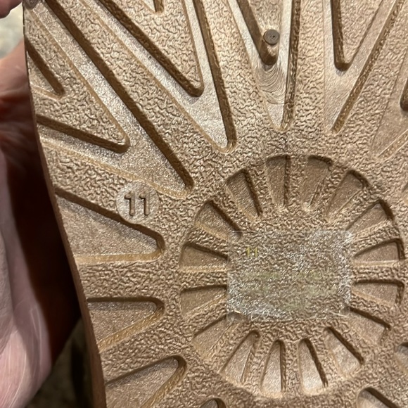 CAPE ROBBIN Boots - Picture 8 of 9